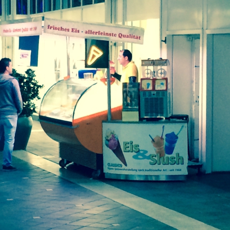 Eisstand  Eiscafe in Bremen