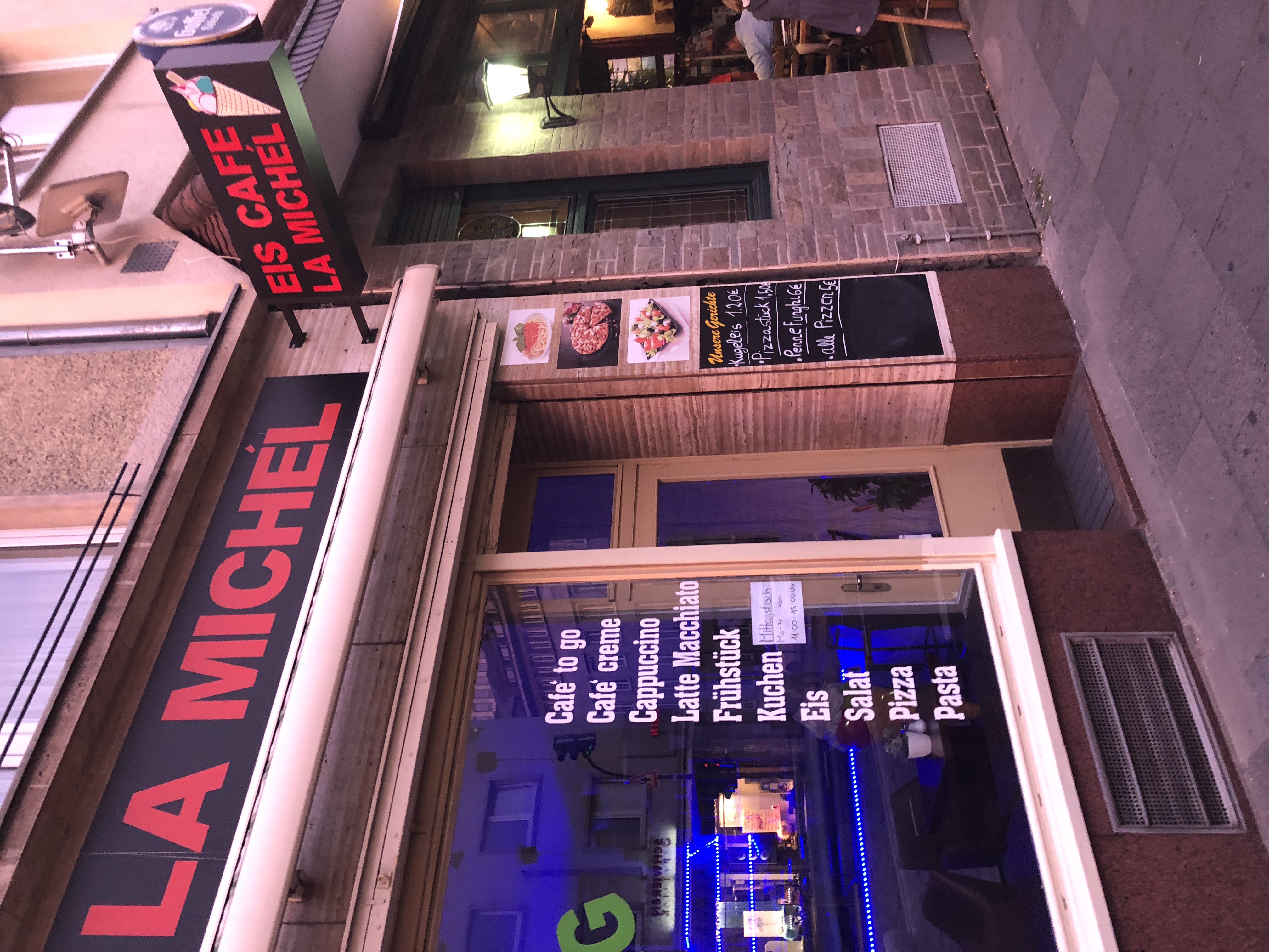 Außenansicht Eis Café© la Michel in Köln